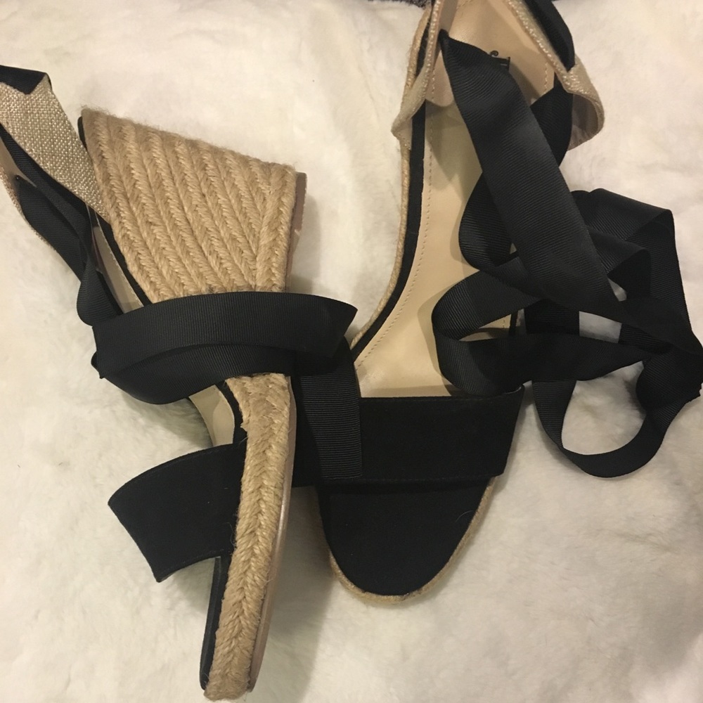 Tie up wedges